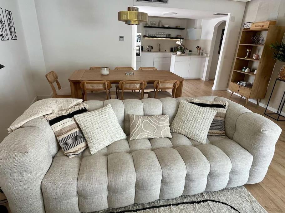 Casa Fina Urb El Dorado * Marbella
