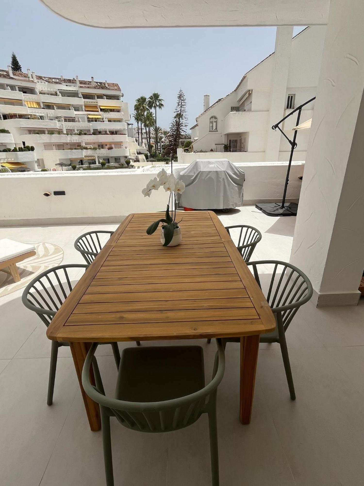 Casa Fina Urb El Dorado Apartemen *